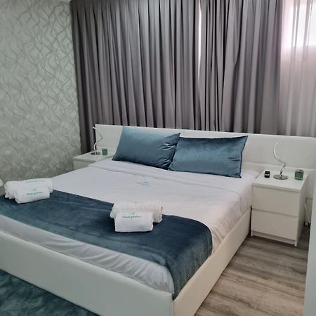 Mikaela Guest House Odivelas  Zewnętrze zdjęcie